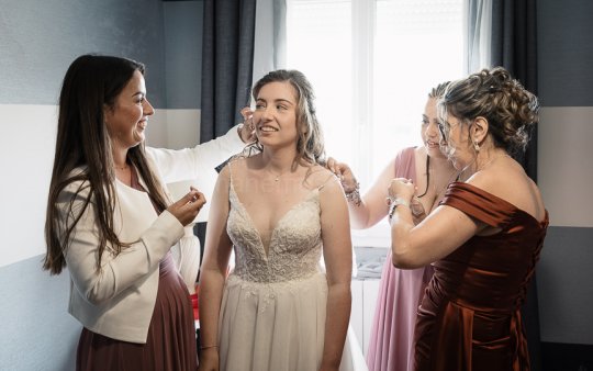 Mariage Andréa & Nicolas -1-3 - Andréa s'en va rejoindre Nicol