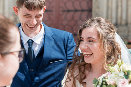 Mariage Andréa & Nicolas - 3 - Sur le parvis