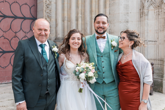 Mariage Andréa & Nicolas - 3 - Sur le parvis