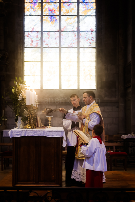 Mariage de Camille & Antoine - 08 - Messe et Communion