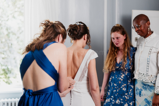 Mariage de Capucine & Laurent -5- Habillage de Capucine