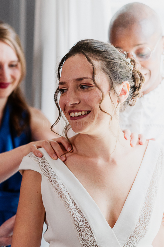 Mariage de Capucine & Laurent -5- Habillage de Capucine