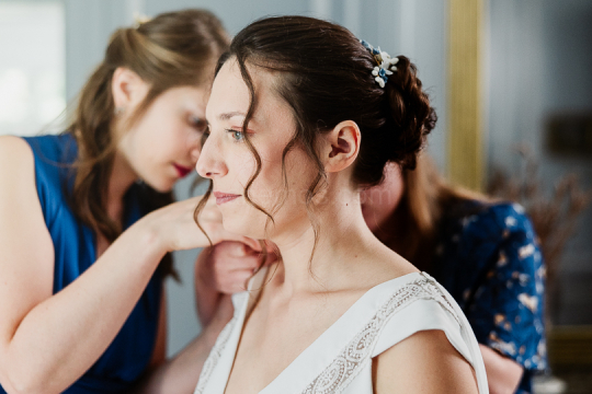 Mariage de Capucine & Laurent -5- Habillage de Capucine