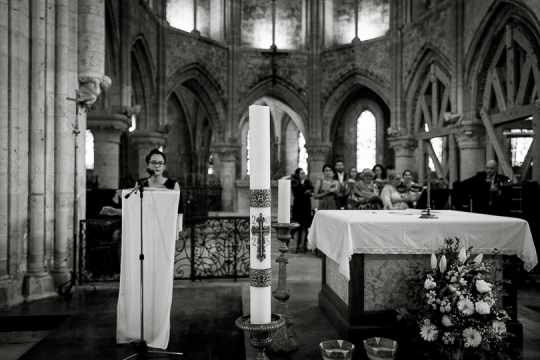 Mariage de Capucine & Laurent -8- devant l'Église Saint-Sauveur