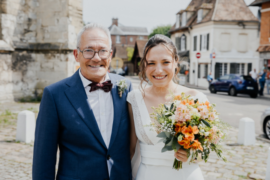 Mariage de Capucine & Laurent -8- devant l'Église Saint-Sauveur
