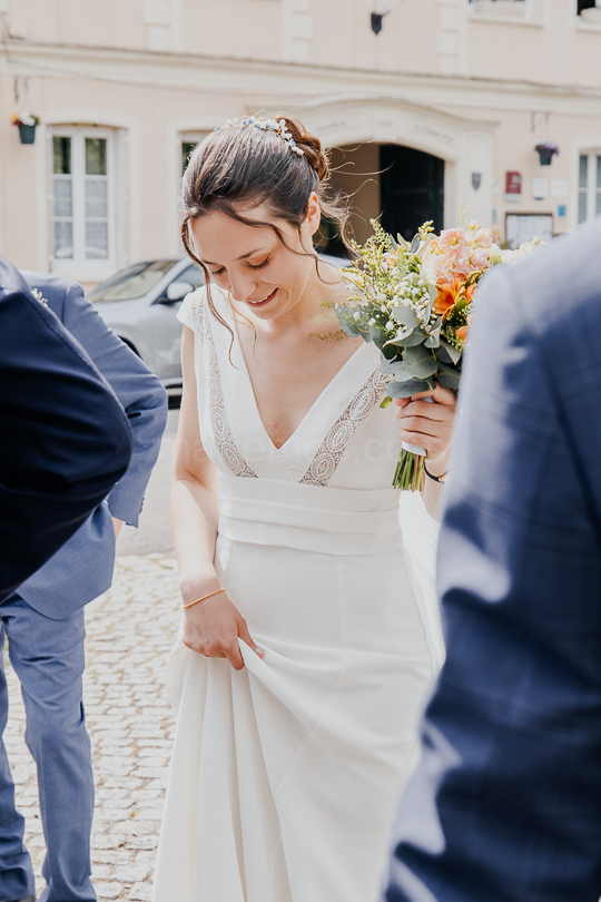 Mariage de Capucine & Laurent -8- devant l'Église Saint-Sauveur