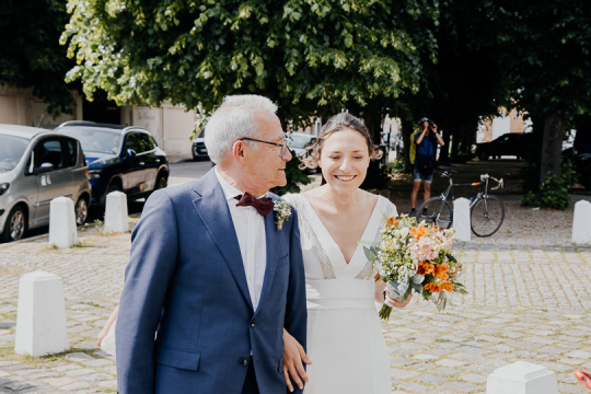 Mariage de Capucine & Laurent -8- devant l'Église Saint-Sauveur