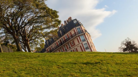 batiment-oblique-173-scaled