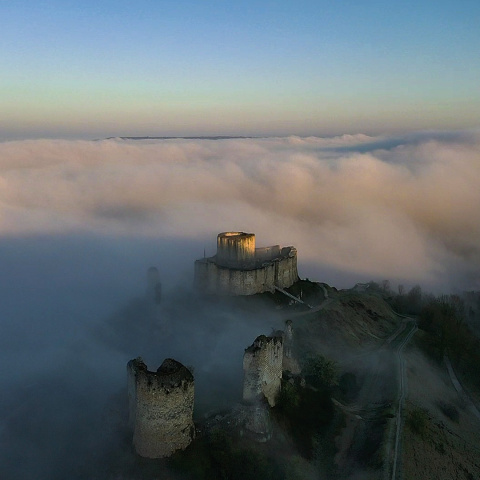 Chateau Gaillard sur la brume